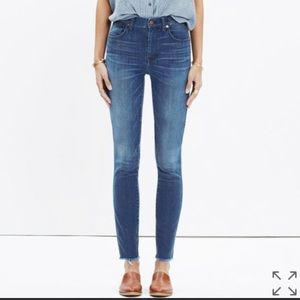 10” High Rise skinny raw hem